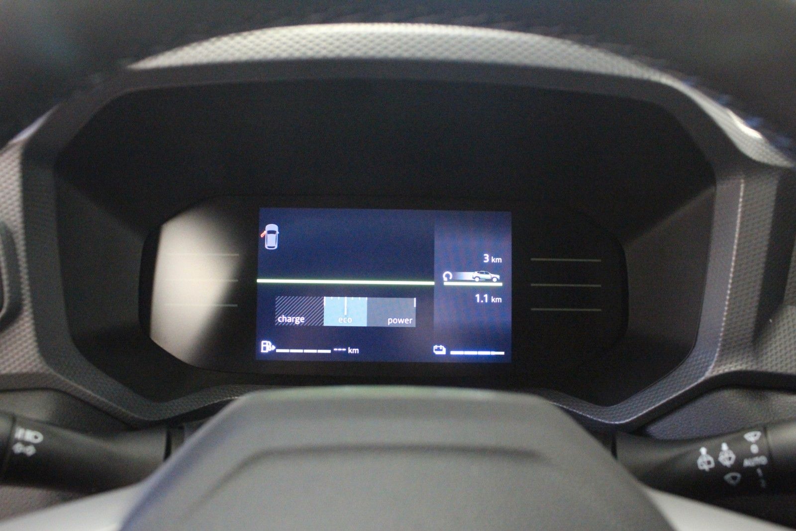 Fahrzeugabbildung Dacia Duster Hybrid 155 Expression *Winterpaket* MY26