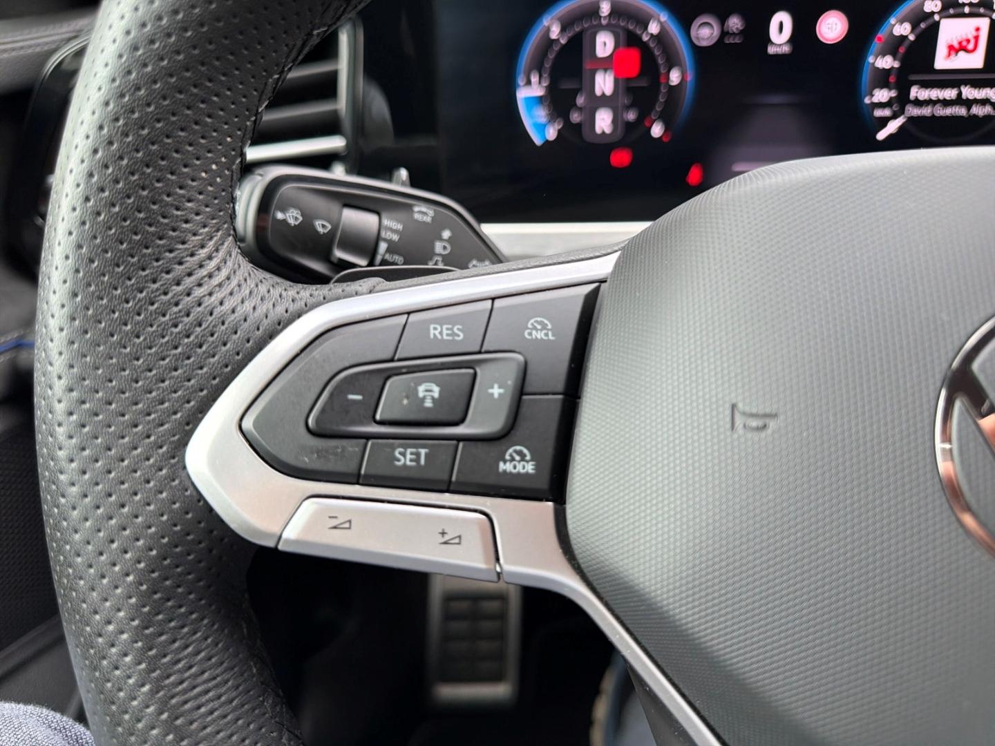 Volkswagen Passat 2.0 TDI DSG R-line Matrix ACC Kam, миниатюра 21