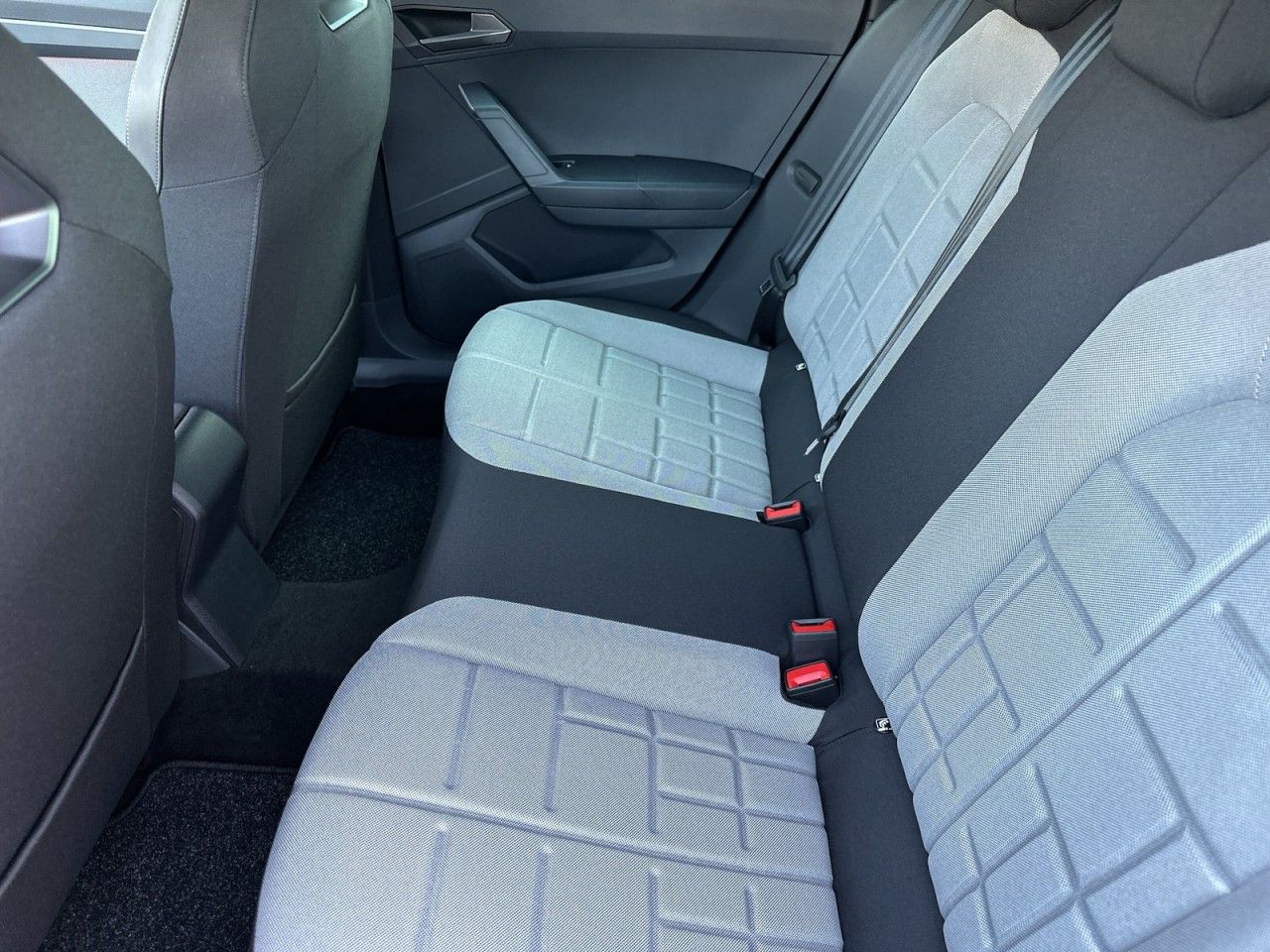 Fahrzeugabbildung SEAT Ibiza FR 1.0 TSI 116 PS 7-Gang-DSG