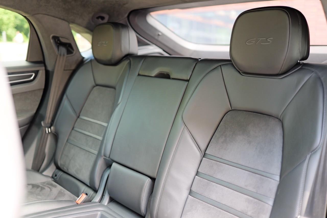 Porsche Cayenne Coupé GTS 460ch - Sport Chrono - Toit ouvrant panoramique - Carplay - Hayon éléctrique