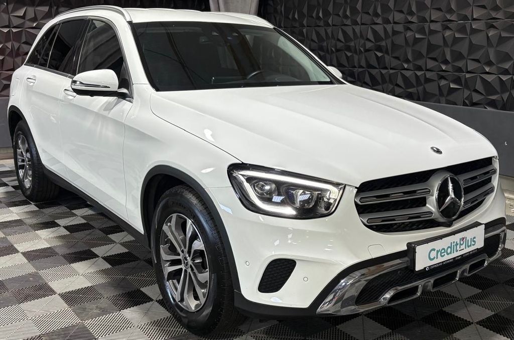Image of Mercedes-Benz GLC 220