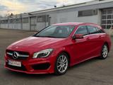 Mercedes-Benz CLA 180 Shooting Brake Autom AMG-Line Xenon Navi - gebrauchte Mercedes-Benz CLA 180 Shooting Brake aus dem Jahr 2015