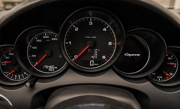 Porsche Cayenne - 6