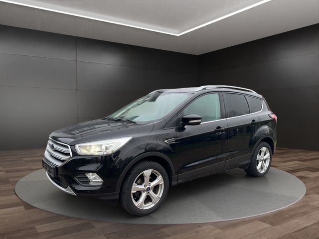 Ford Kuga Titanium 1.5 Lenkr.Hzg Winterkompletträder