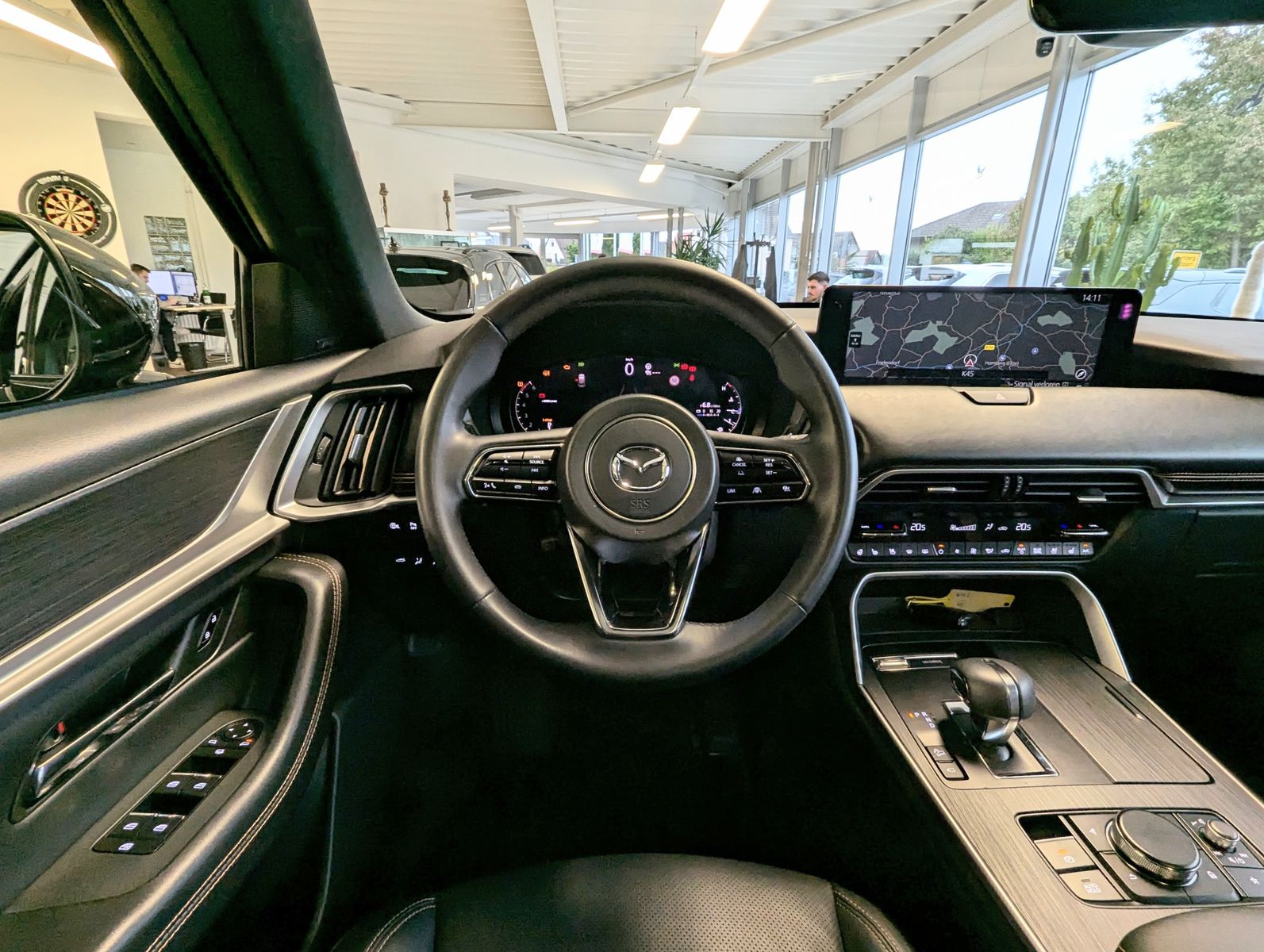 MAZDA CX-80 3.3L E-SKYACTIV D 254 HOMURA+ 7-Sitze Pano - Image 21