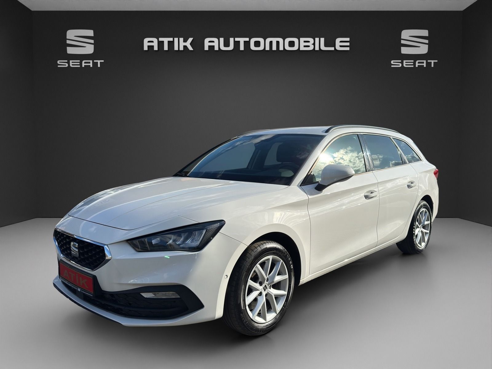 SEAT LEON SPORTSTOURER 2.0 TDI STYLE ACC LED AHK SHZ