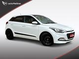 Hyundai i20 Style *Navi *Sitzh.*Kamera *PDC *Panor.-Dach - Hyundai i20 mit Diesel-Antrieb