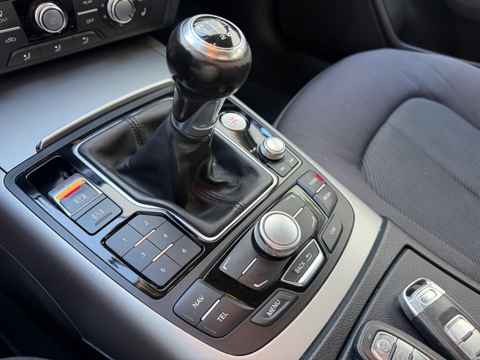 Audi A6 2012 — photo 13