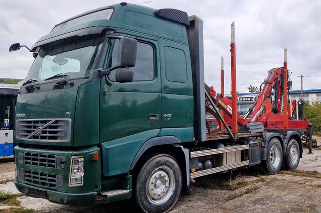 Volvo FH 440 6x2 Kurz-Holz mit Kran und Greifer