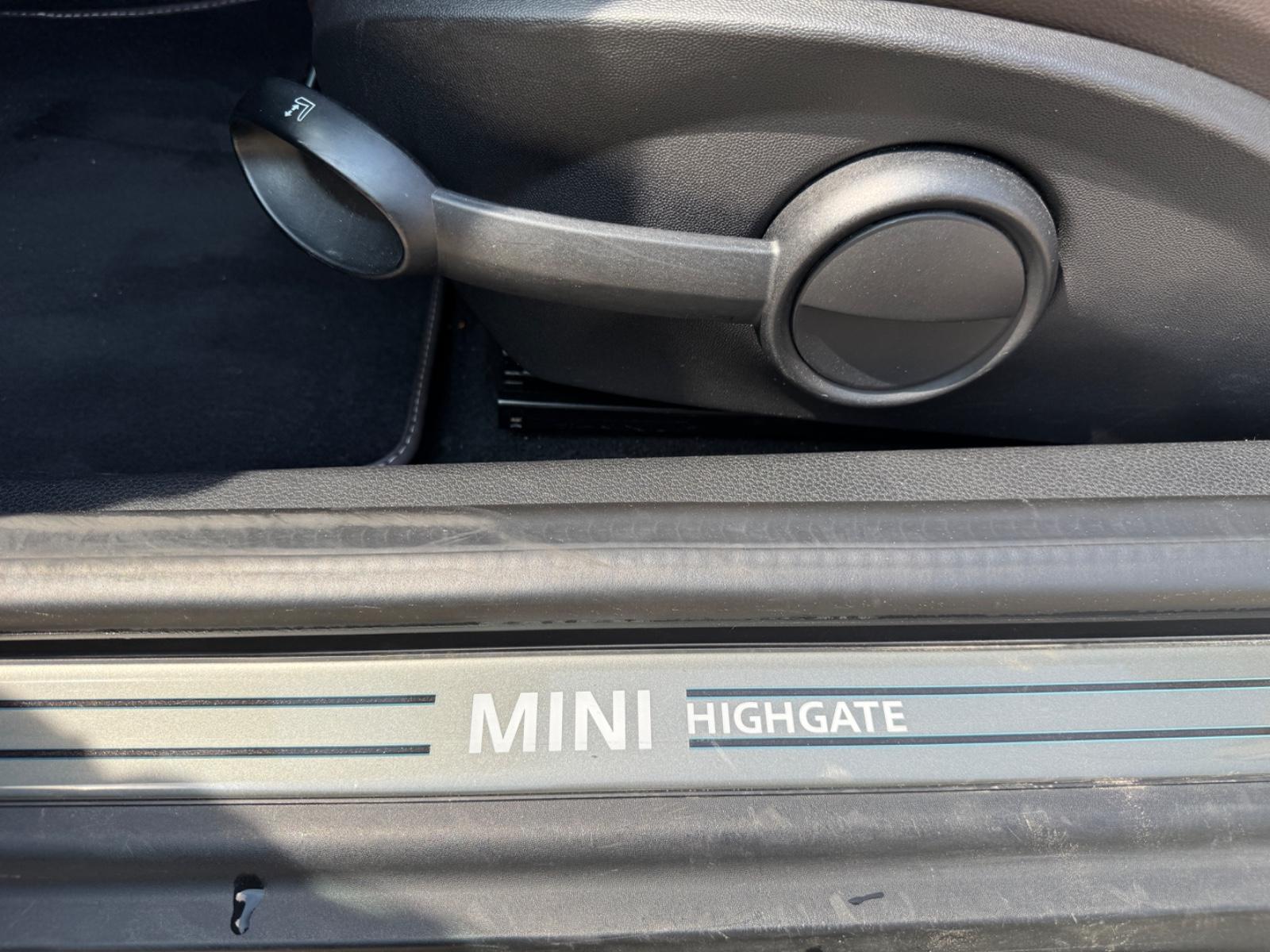 MINI Cooper S Cabrio Highgate Leder Bi-Xenon PDC Temp