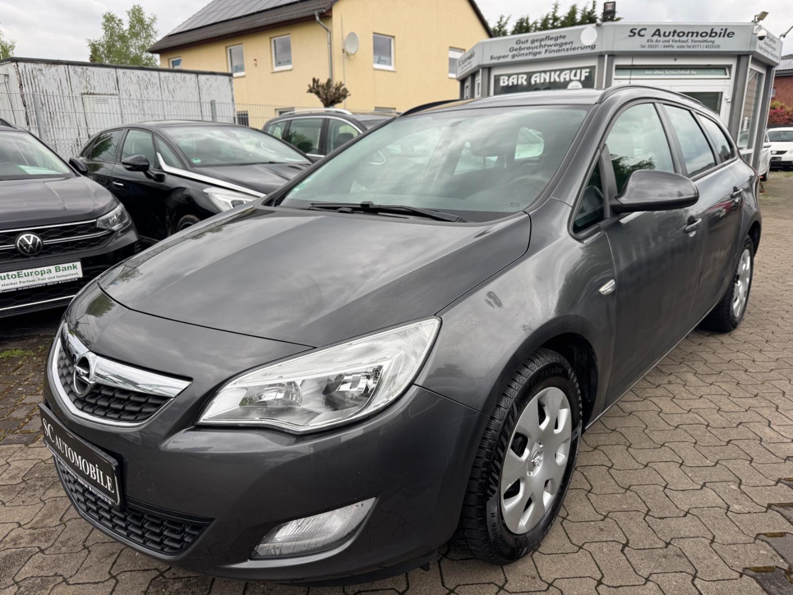 Opel Astra J Sports Tourer Selection