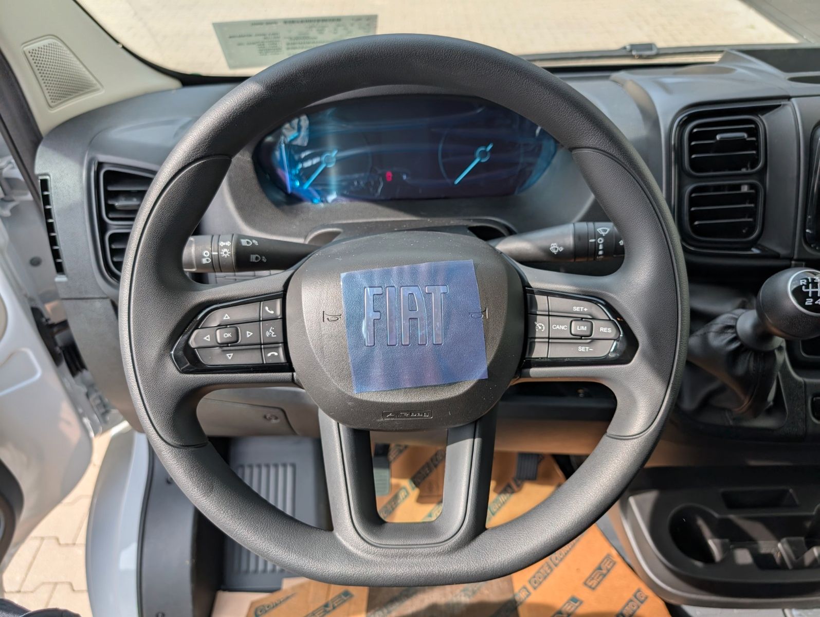Fahrzeugabbildung Fiat Ducato Kastenwagen 28 L2H1 120 Multijet Flach