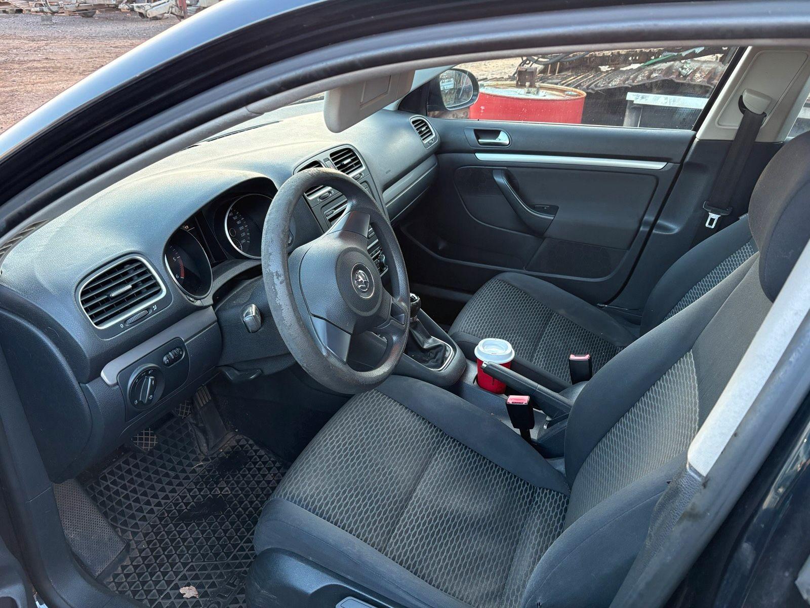 Volkswagen Golf, 2010