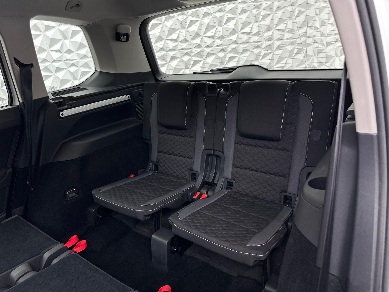 Fahrzeugabbildung Volkswagen TOURAN 1.5 TSI JOIN/7-SITZE/AHK/ACC/RCAM/NAV/DSG