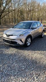 Toyota C-HR 1.2-l-Turbo Allrad Multidrive S Flow Flow - Toyota C-HR mit Benzin-Antrieb: Automatik