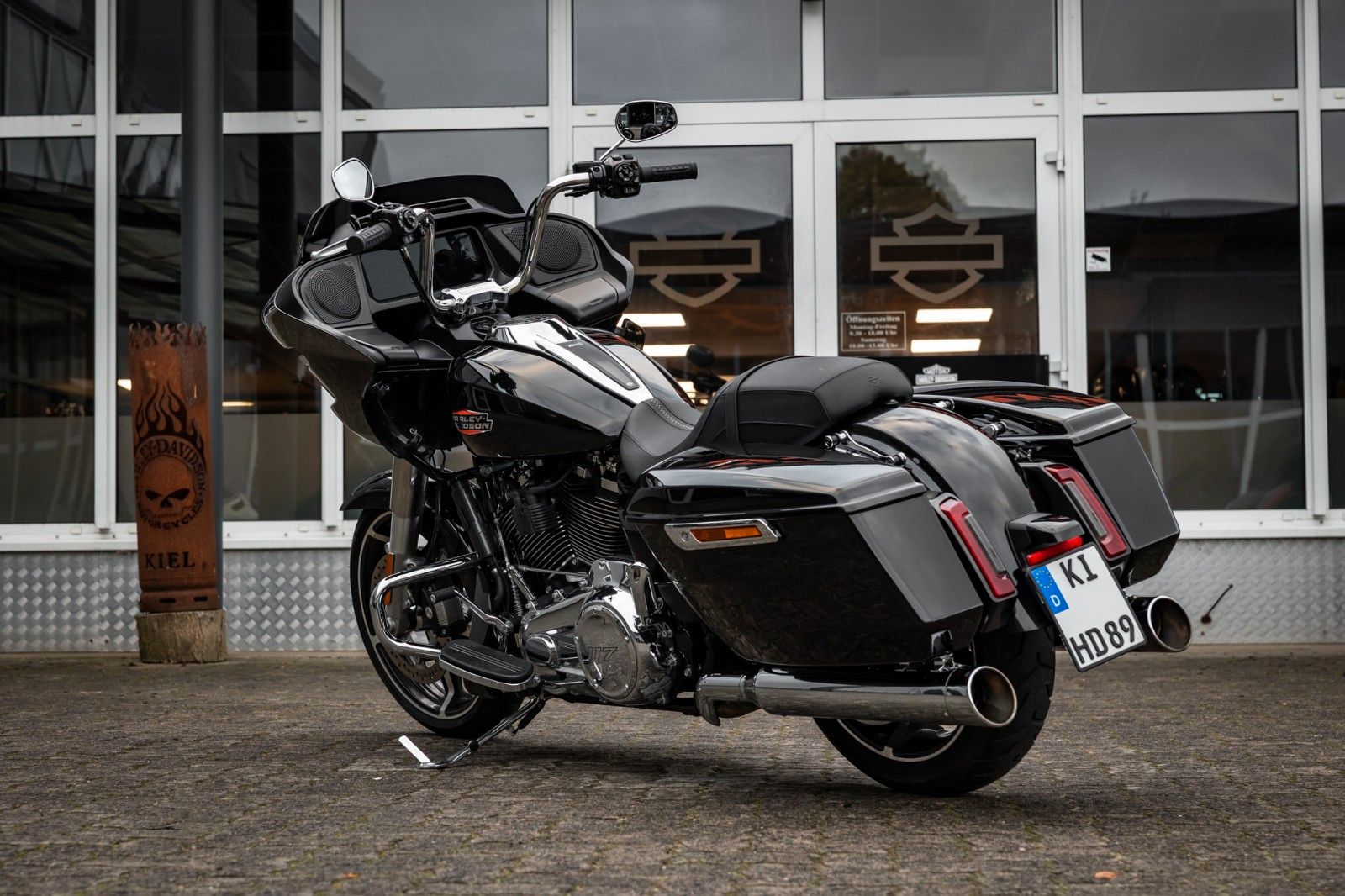 Fahrzeugabbildung Harley-Davidson ROAD GLIDE FLTRX 117cui - Kesstech -