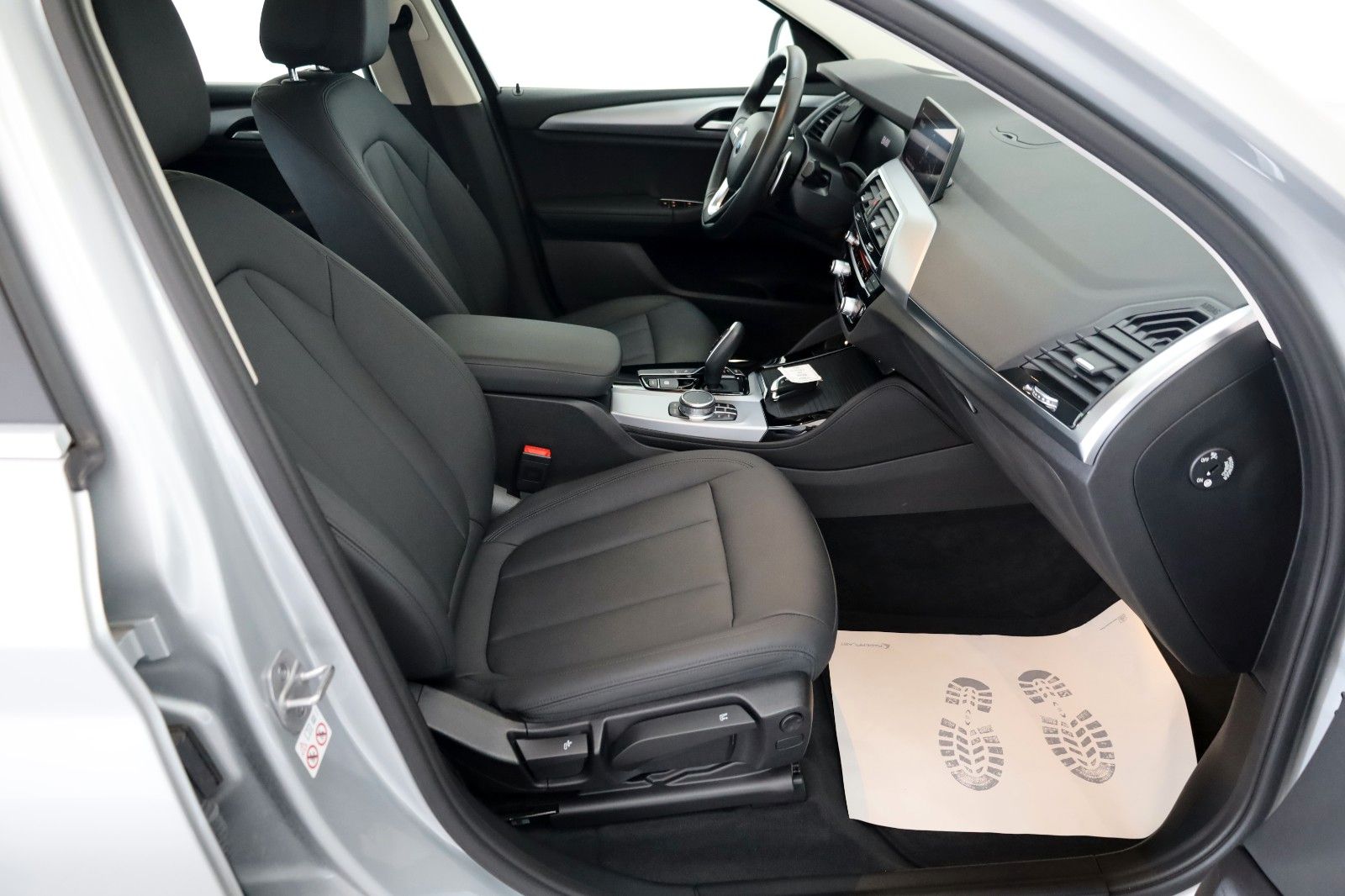 Fahrzeugabbildung BMW X4 20dA xDrive Advantage Leder,Navi,LED,Kamera
