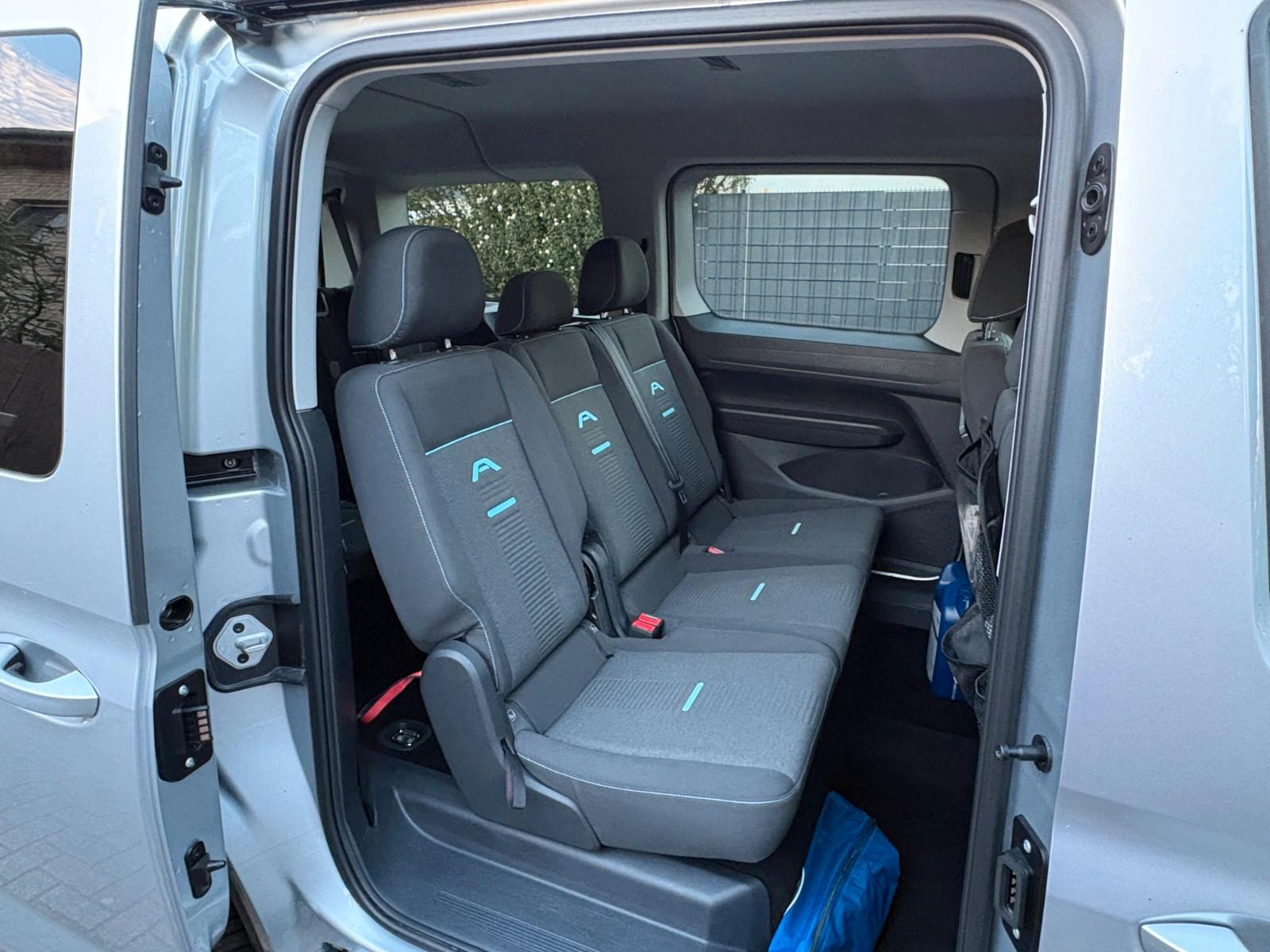 Ford Grand Tourneo 2.0 EcoBlue 90kW Active  7 Sitzer