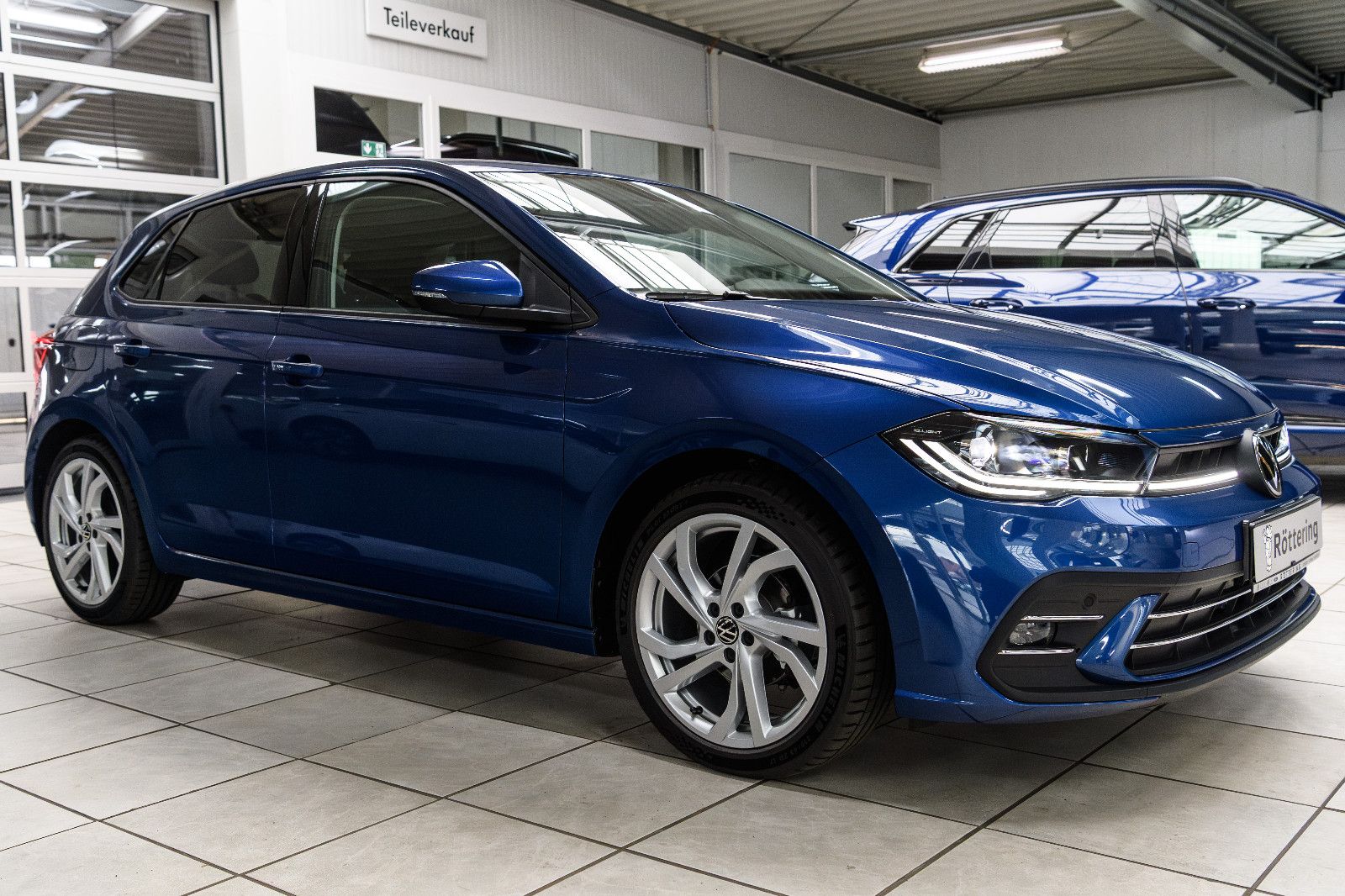 Fahrzeugabbildung Volkswagen Polo Style 1.0l TSI +DSG + Navi + IQ Drive