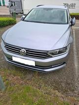 Volkswagen Passat Variant 1.6 TDi / € 8.256 netto / Navi / - Volkswagen: T25