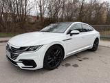 Volkswagen Arteon 2.0 TSI OPF DSG R-Line - 8Fach Bereift - VW Arteon Gebrauchtwagen in München
