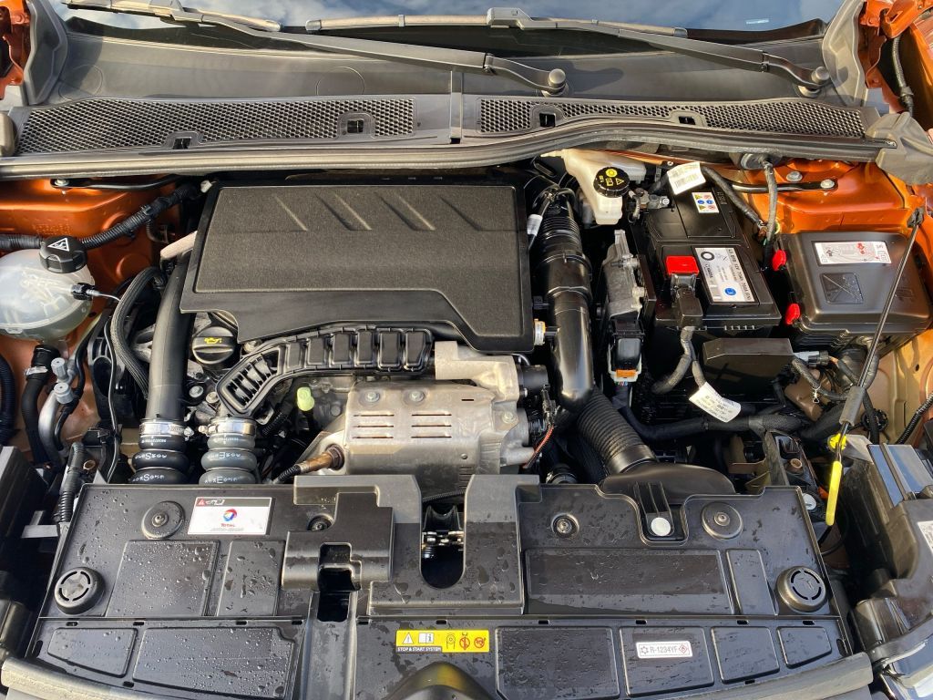 Fahrzeugabbildung Citroën C4 PureTech 130 S&S FEEL PACK *Kälte-Paket*