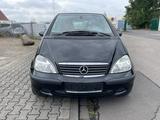 Mercedes-Benz A 140 AVANTGARDE - TÜV 09/27 Klima  143tkm  - Mercedes-Benz A 140 in Frankfurt (Main)