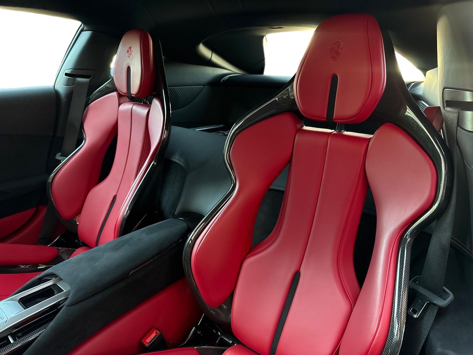 Ferrari 12Cilindri *Embleme*Navi*PDC*Klima*Leder* foto 15