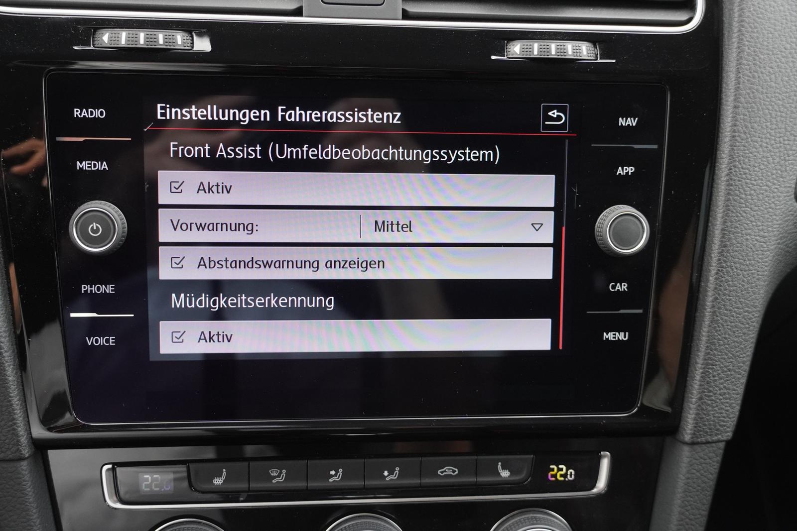Volkswagen Golf VII 2.0 GTI Performance DSG LED Navi ACC