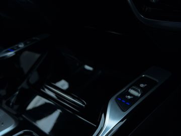 Kia Sorento 2.2D Platinum AWD DCT8 AHK NAV Glasdach