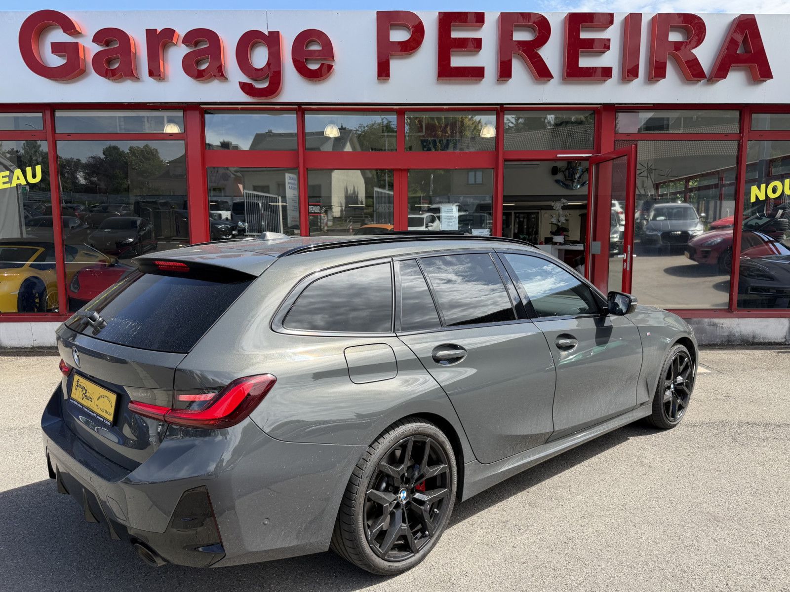 BMW 330 i XDRIVE TOURING M SPORT PAKET NEW MODEL CAR imagem 3