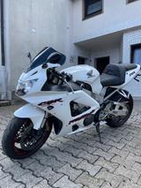 Honda Fireblade SC44 , 900rr - Offers matching your search criteria