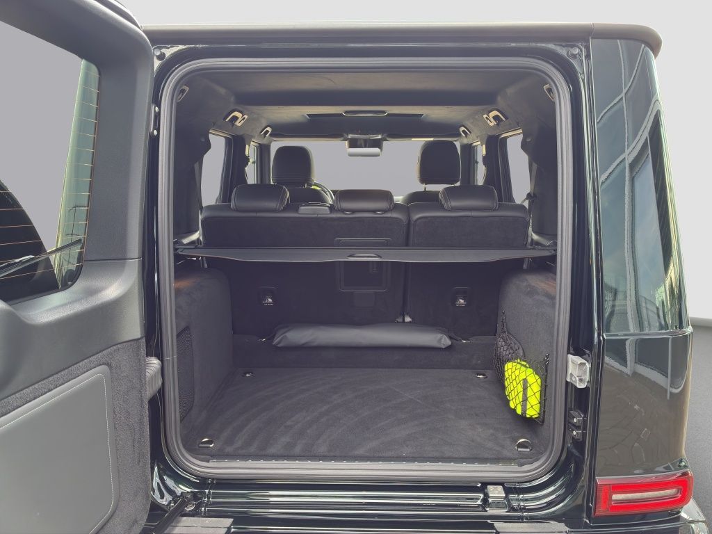 Fahrzeugabbildung Mercedes-Benz G 450 d NIGHT*AHZV*GSHD*DISTR*M-BEAM*STHZG*360°*
