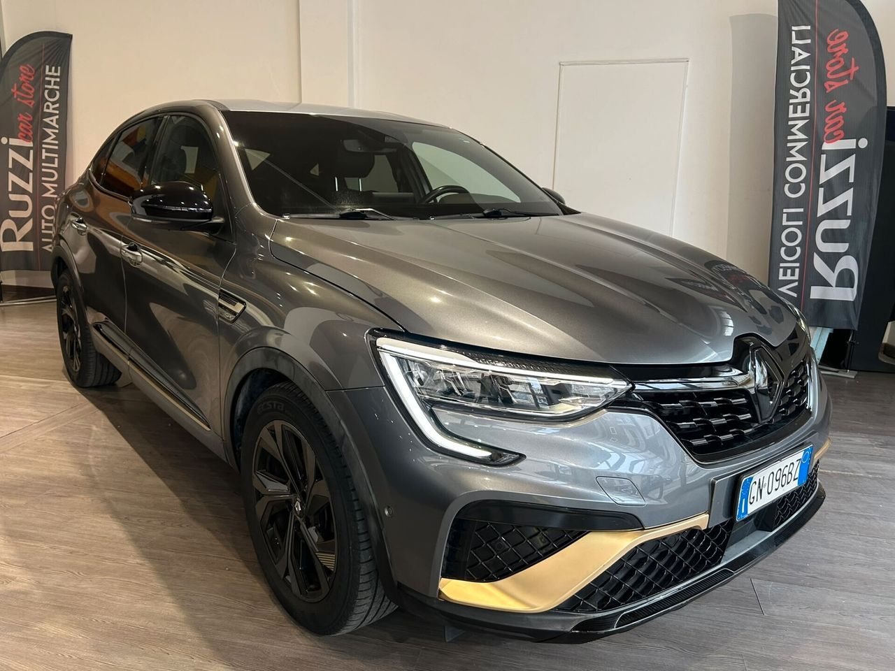 Other Renault Arkana Full Hybrid E-Tech 145 CV Enginee