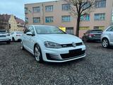 Volkswagen Golf VII Lim. GTD BMT Xenon Temp Shz - Volkswagen Golf: Vi GTD