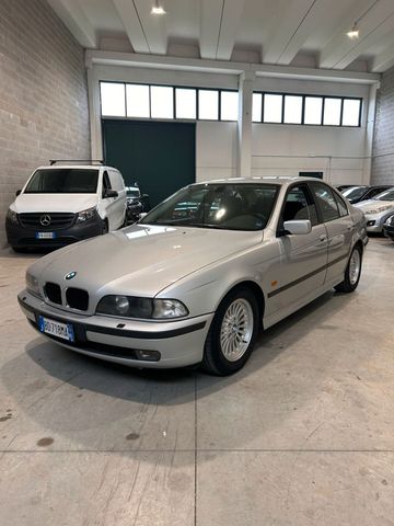 BMW Bmw 520 520i 24V cat Attiva