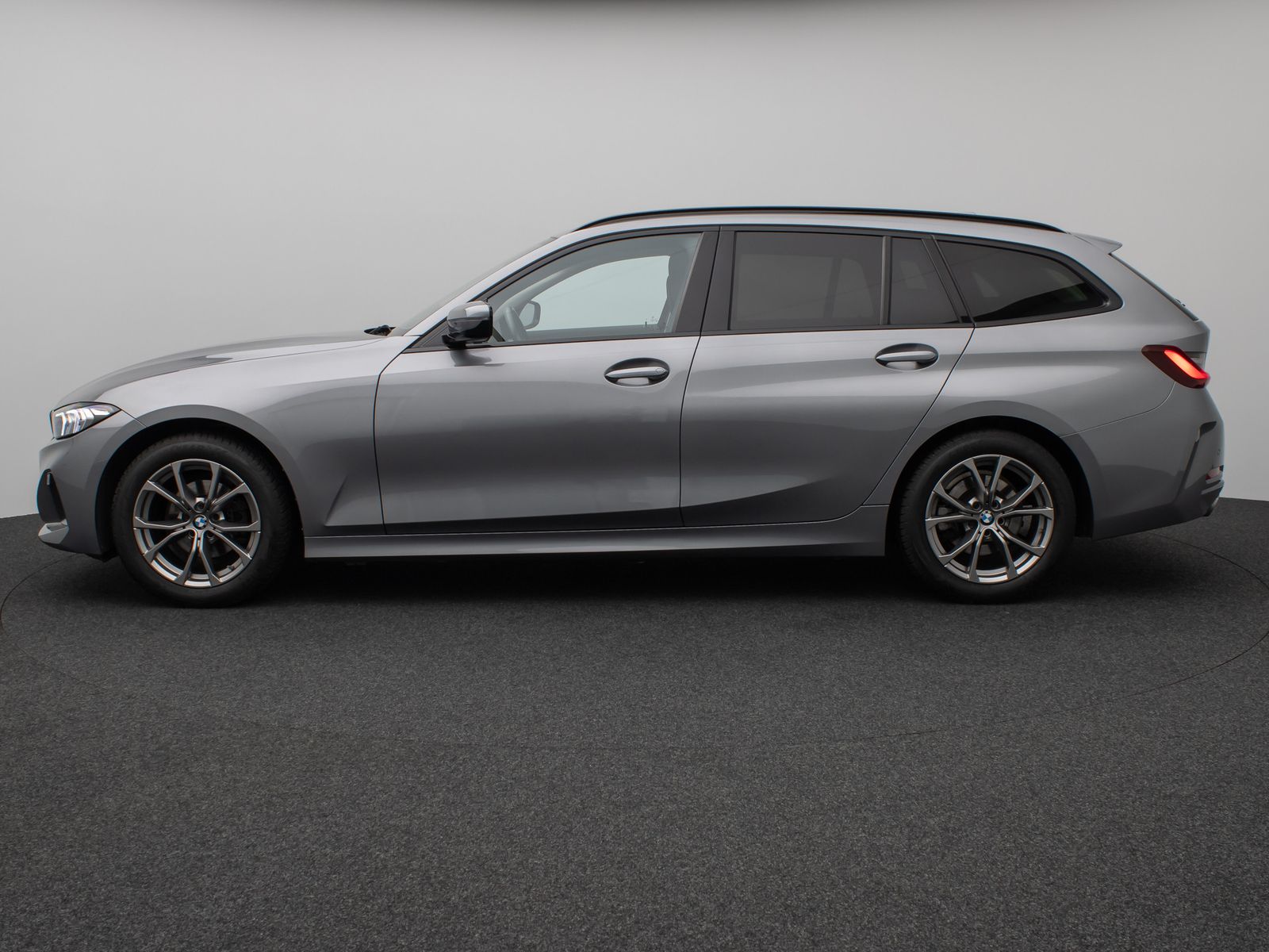 Fahrzeugabbildung BMW 318i DAB CockPit+ PDC LED Geschwindigkeitsreg.
