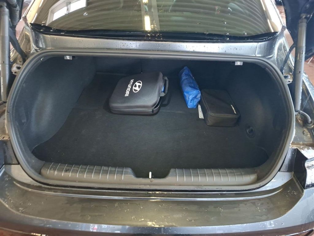 Hyundai IONIQ 6 – Bild 7