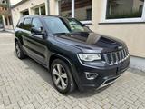 Jeep Grand Cherokee 3.0 CRD Overland PANO AHK LEDER - Jeep Grand Cherokee: Unfallwagen