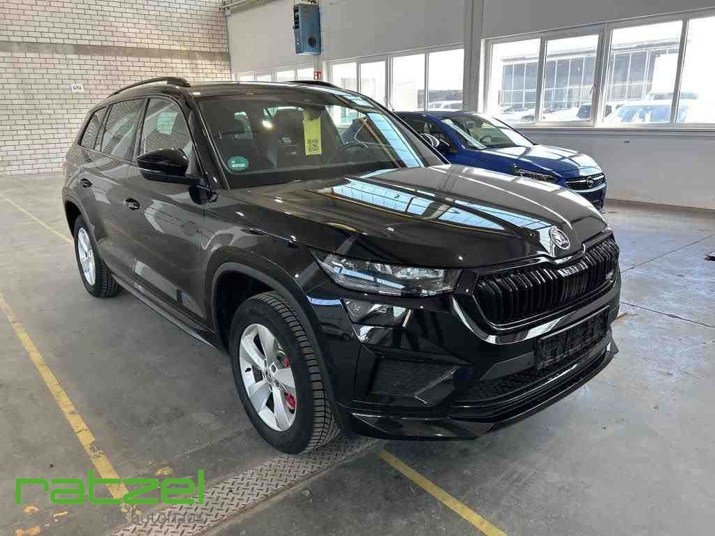 Fahrzeugabbildung SKODA Kodiaq KODIAQ RS TSI 2.0 StandHZG AHK Navi LED M
