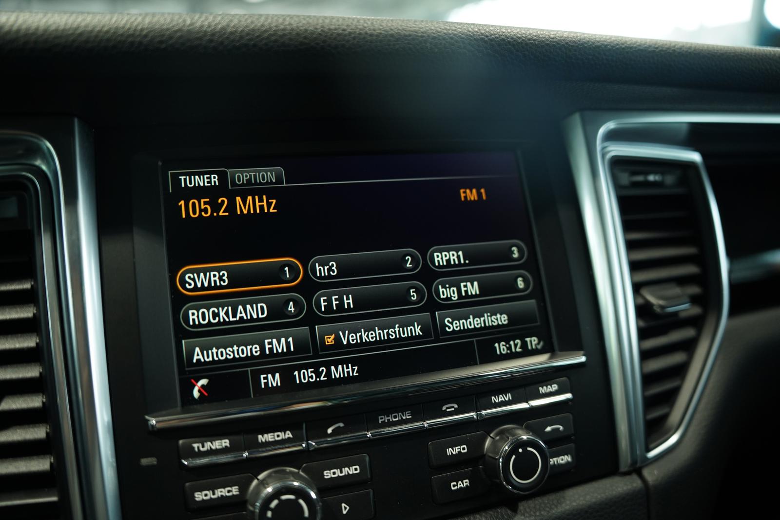 Porsche Macan S *1.Hand *20 *Pano *BOSE *Memory *PDLS