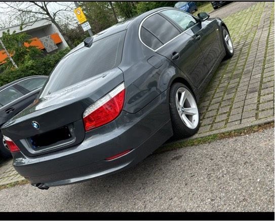 BMW E60 530i