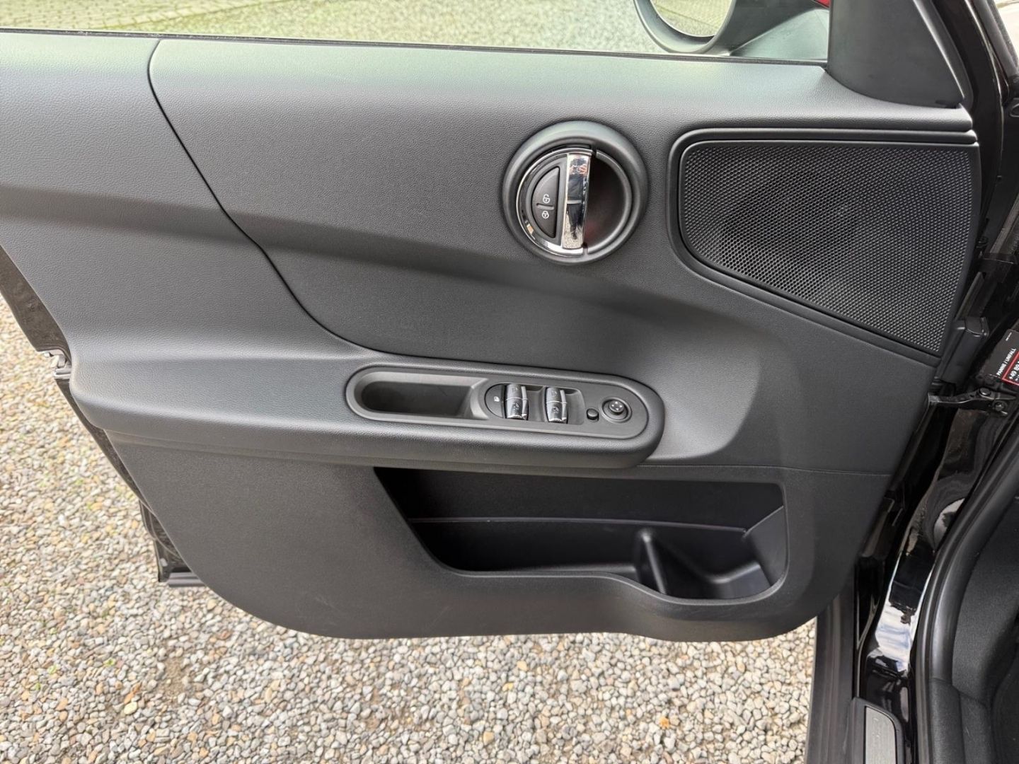 Fahrzeugabbildung MINI One Countryman COUNTRYMAN 1.5 Kombi Navigation