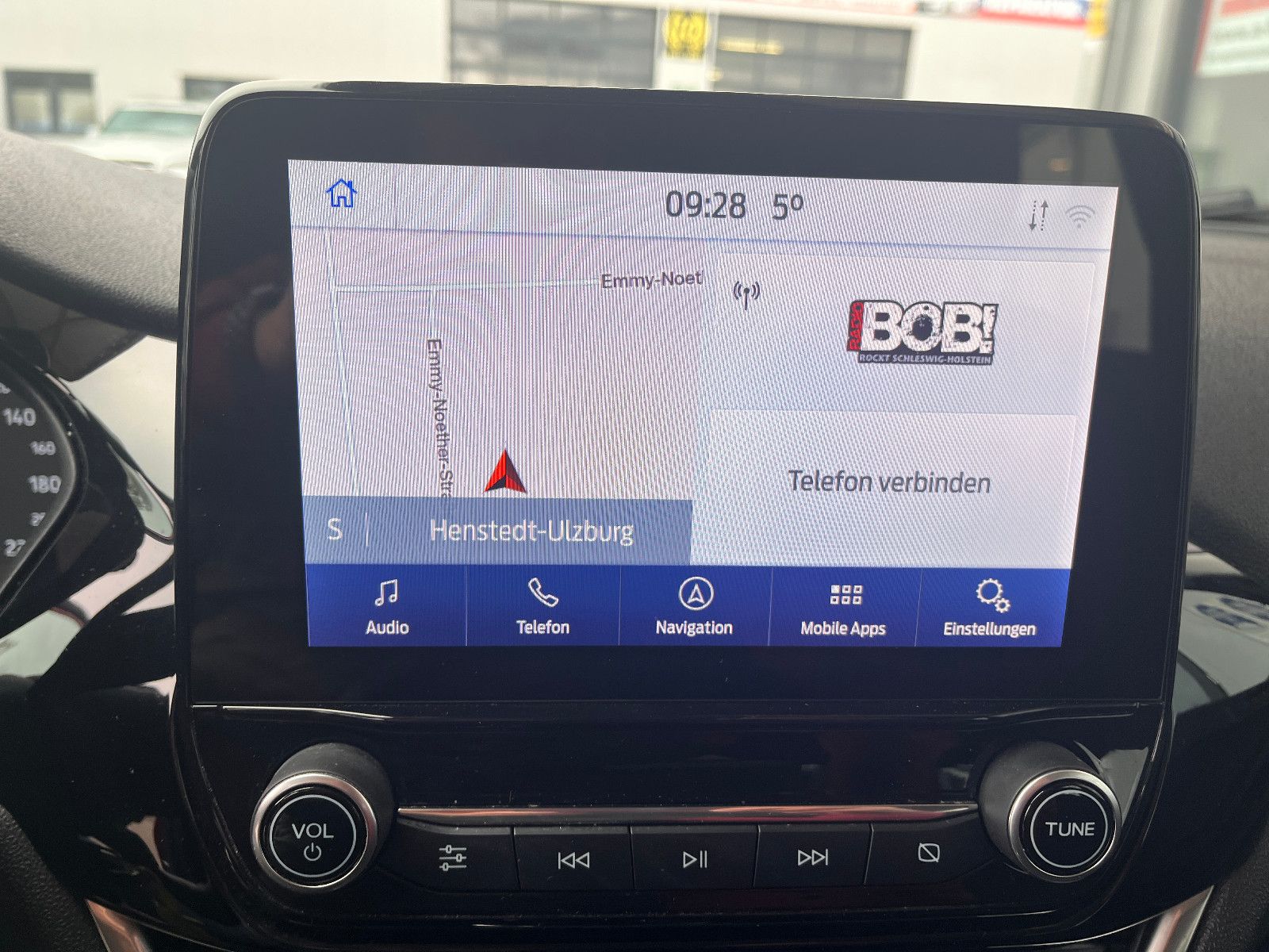 Fahrzeugabbildung Ford Fiesta Cool & Connect Navi/Sitzh./Parkpilot