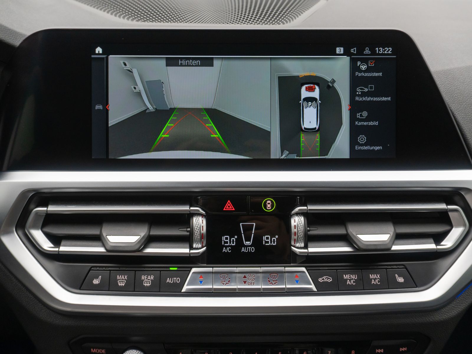 Fahrzeugabbildung BMW 320d xD M Sport 360°Laser HUD DAB Stop&Go 19Zoll