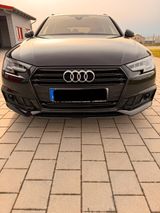 Audi A4 2.0 TFSI S line / quattro sport Avant  - Audi A4 mit Benzin-Antrieb: Leder, Kombi, 2.0