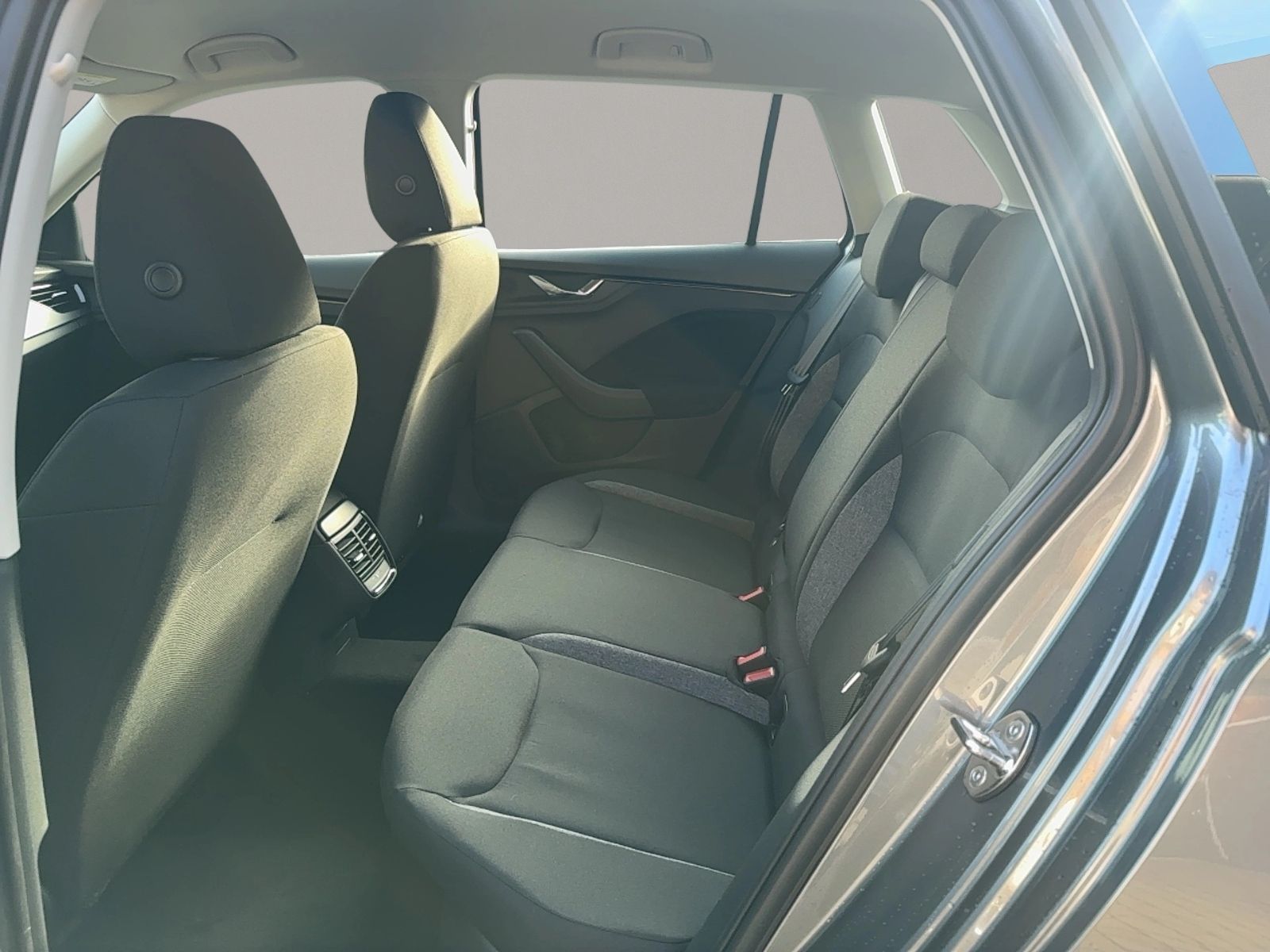 Kamiq 1.0 TSI Essence, Smartlink, Bluetooth, Win