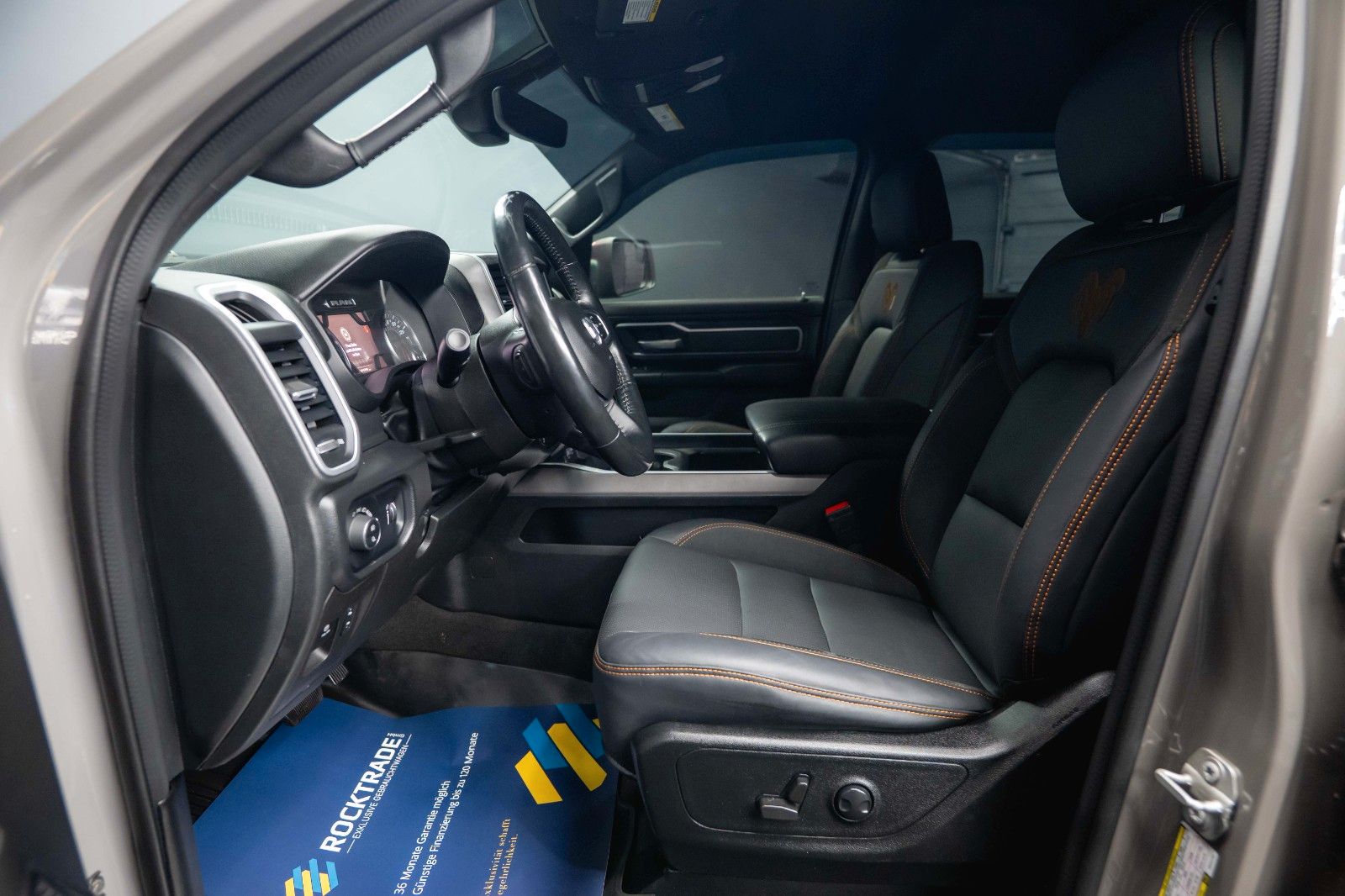 Fahrzeugabbildung Dodge RAM 5.7 V8 HEMI 4x4 OFFROAD Night PUNISHER 19%