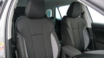 Skoda Scala Drive 1,0 TSI DSG PDC KAM BLACK PACKAGE