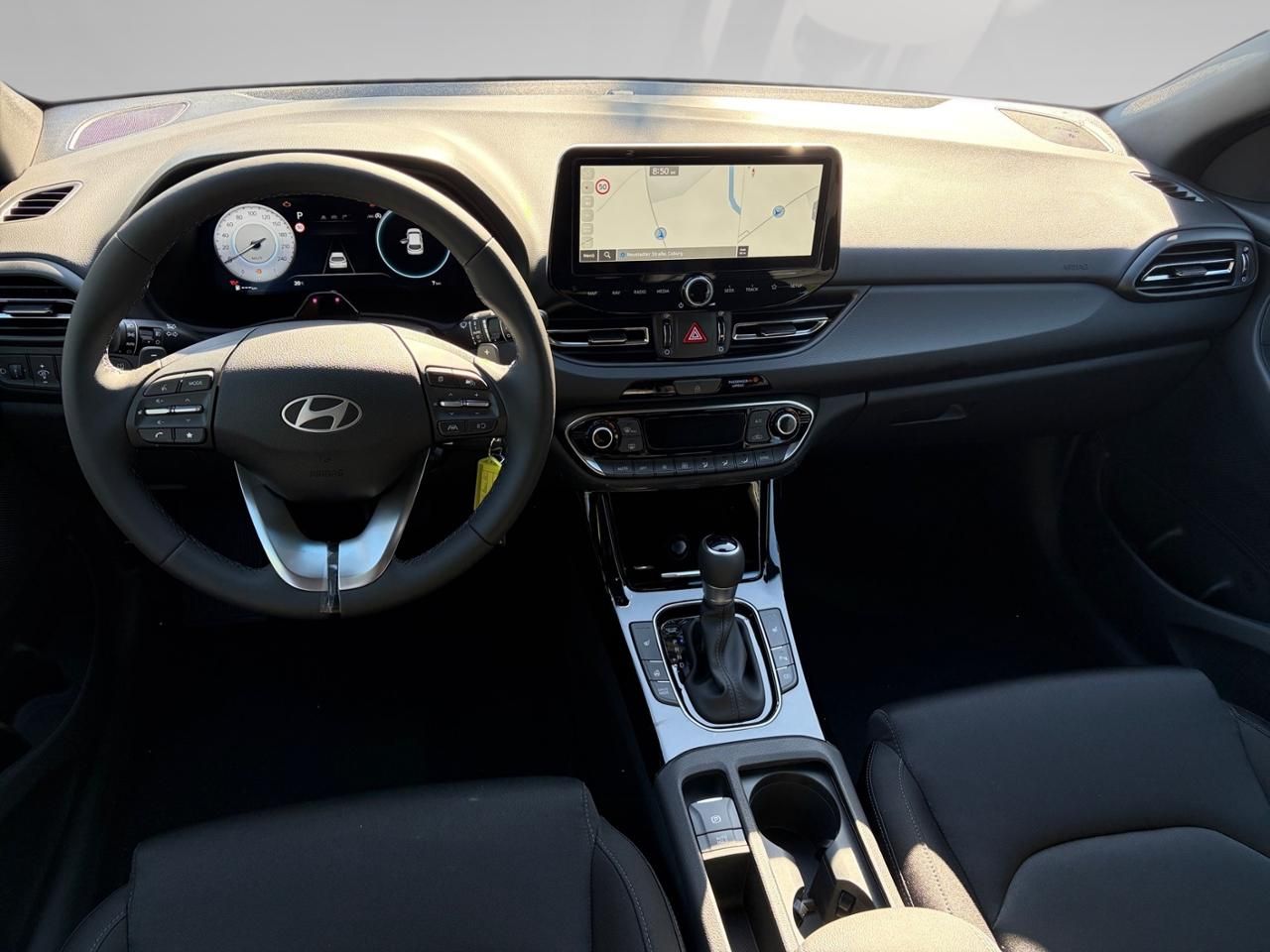 Fahrzeugabbildung Hyundai i30 TREND SHZ*LHZ*NAVI*CARPLAY*